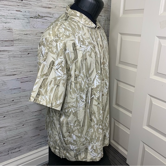 Solitude Men's Shirt Sz XL Tan Tropical Casual Button Embroider Short Sleeve Top - Picture 6 of 13